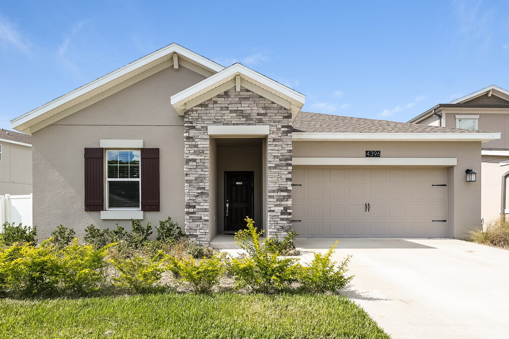 4396 Seven Canyons Dr in Kissimmee, FL - Building Photo