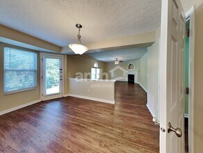 346 Pinecrest Ct in Delaware, OH - Building Photo - Building Photo
