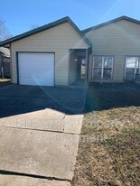 11032 E 14th Ct in Tulsa, OK - Building Photo