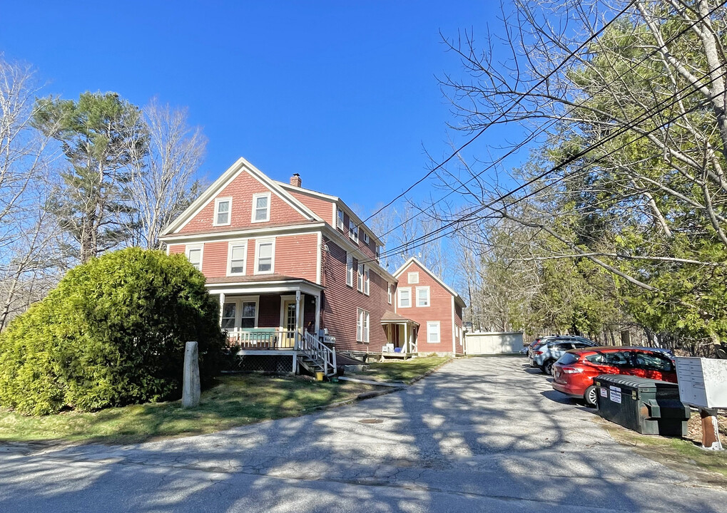 31 Park St in Freeport, ME - Building Photo