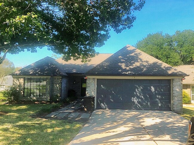 319 Fantasy Ln