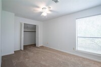 13808 Hollowgreen Dr photo'