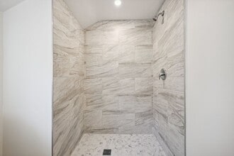 2291 Guerneville Rd in Santa Rosa, CA - Building Photo - Building Photo