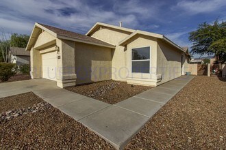 7845 S Kilbrennan Way in Tucson, AZ - Building Photo - Building Photo