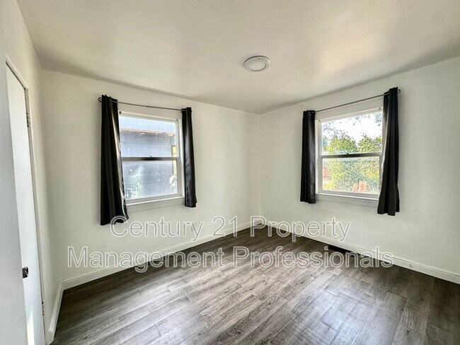 11134-11116 116 St NW in Edmonton, AB - Building Photo - Building Photo