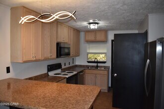 3613 E 14th St in Panama City, FL - Foto de edificio - Building Photo