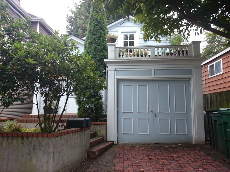 Greenwood Duplex in Seattle, WA - Building Photo