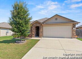 412 Town Frk in Cibolo, TX - Building Photo