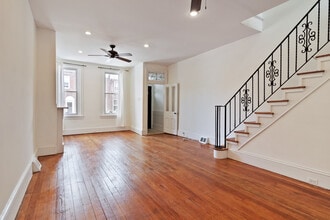2545 Cedar St in Philadelphia, PA - Building Photo - Building Photo