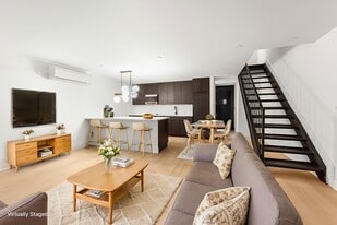 355 E 50th St in New York, NY - Building Photo