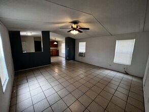 220 Six Pines Rd in San Marcos, TX - Building Photo - Building Photo