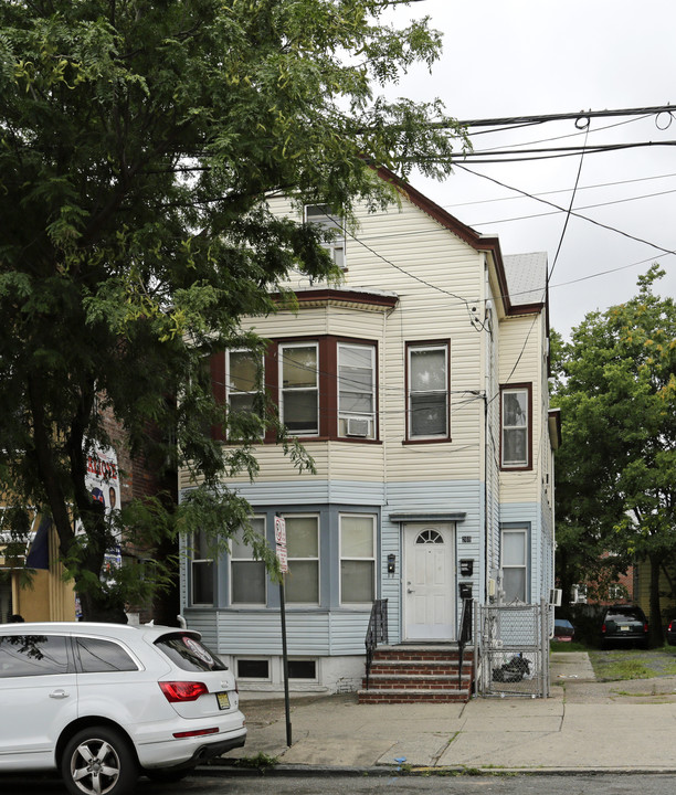 269 Union Ave in Paterson, NJ - Building Photo