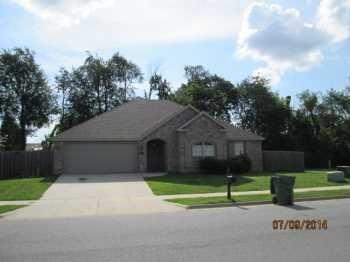 1403 S 13th Pl in Rogers, AR - Building Photo