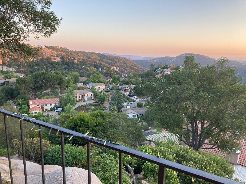 28430 Wimbleton Ln in Escondido, CA - Building Photo