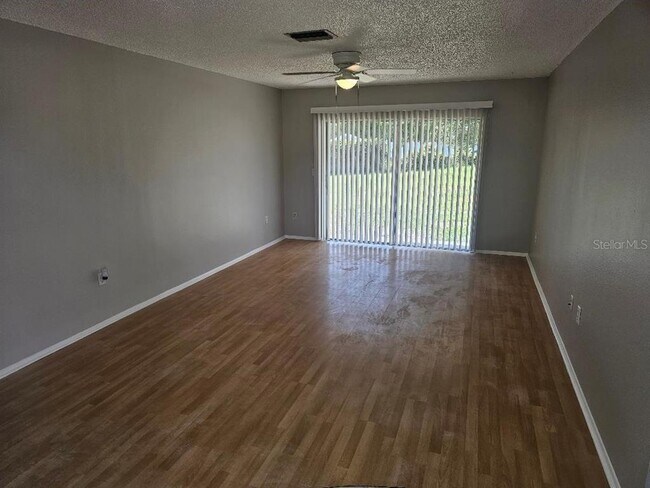4005 27th Ave W in Bradenton, FL - Building Photo - Building Photo