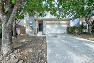 6319 Big Bend Cove, Unit 204 in San Antonio, TX - Building Photo