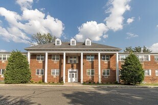 530 Park Ave in Scotch Plains, NJ - Building Photo