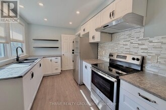 1769 Wavell St in London, ON - Building Photo - Building Photo