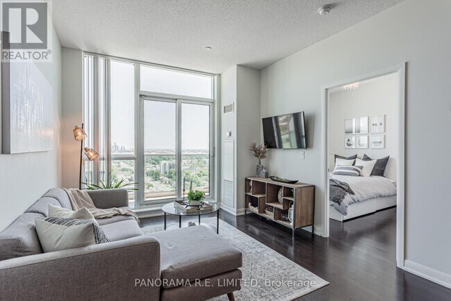 205-2205 Sherway Gardens Rd in Toronto, ON - Building Photo - Building Photo