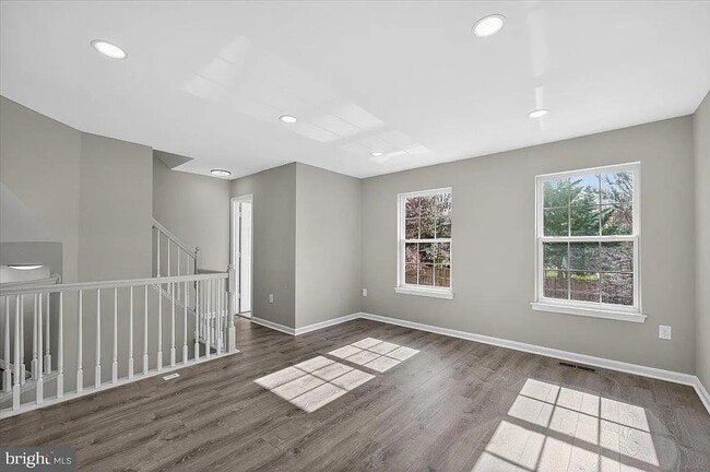 22989 Whitehall Terrace