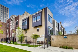 6115 S University Ave, Unit 1421 in Chicago, IL - Building Photo