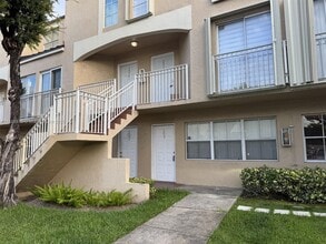 8670 NW 6th Ln in Miami, FL - Building Photo - Building Photo