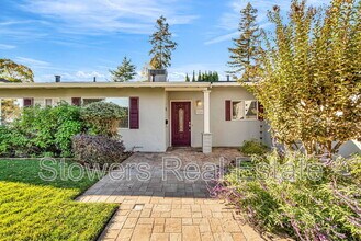 3225 Claudia Dr in Concord, CA - Building Photo - Building Photo