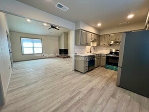 1709 Brooken Hill Dr in Fort Smith, AR - Foto de edificio - Building Photo