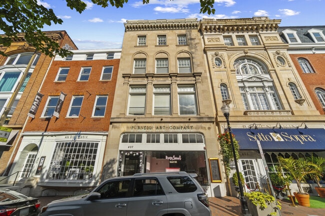 407 N Charles St in Baltimore, MD - Foto de edificio - Building Photo