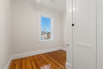 1905 Commonwealth Ave in Newton, MA - Building Photo - Building Photo