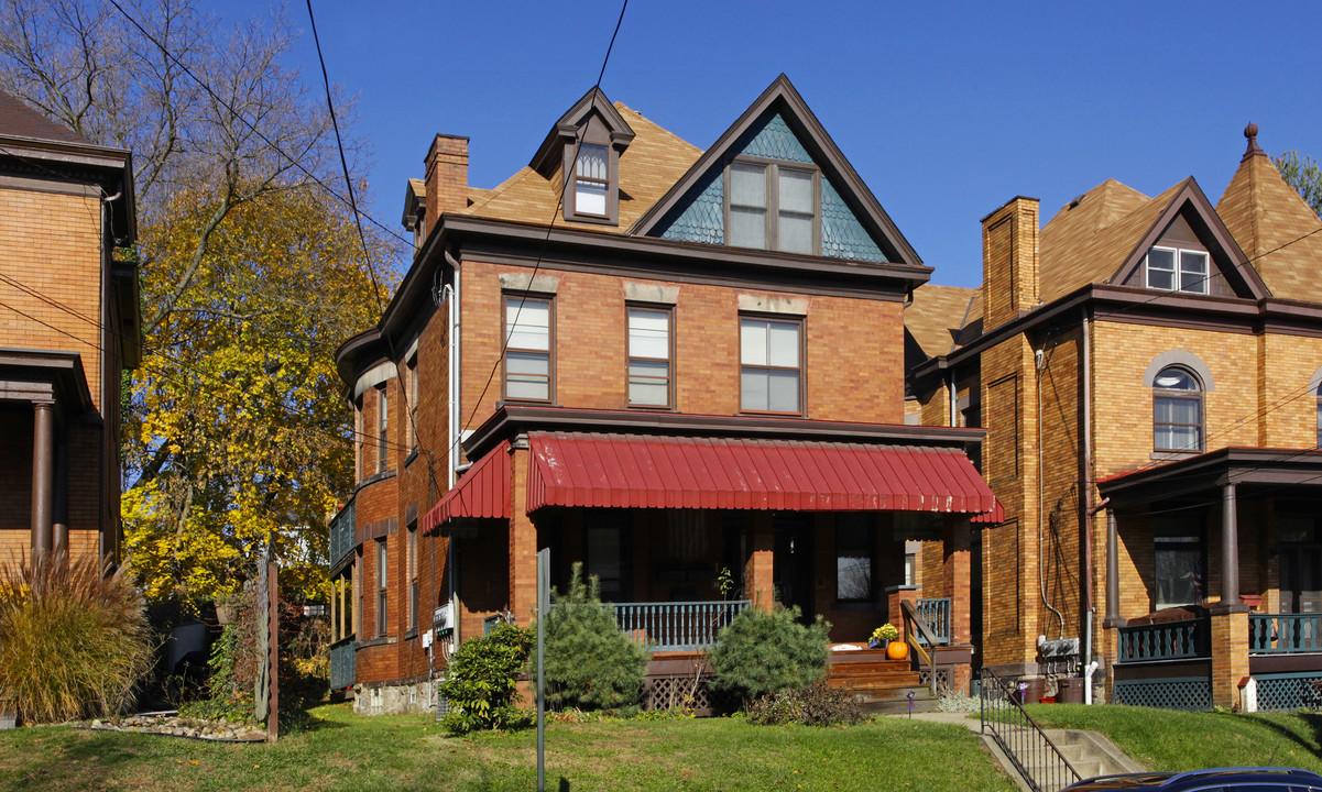 10-14 Kendall Ave in Pittsburgh, PA - Building Photo