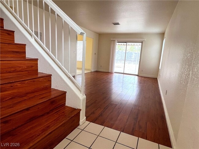 4548 Aviation St in Las Vegas, NV - Foto de edificio - Building Photo