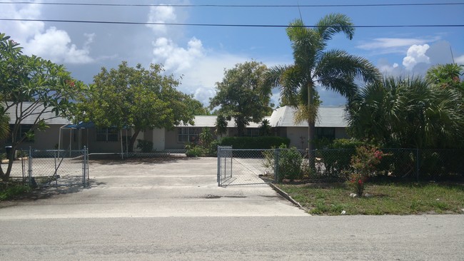 45 W 17th St in West Palm Beach, FL - Foto de edificio - Building Photo