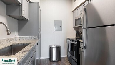 3379 Timber View Dr in San Antonio, TX - Foto de edificio - Building Photo