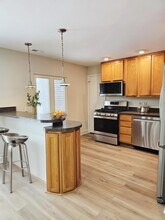 1550 Sandpebble Dr in Wheeling, IL - Building Photo - Building Photo