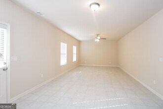 355 Sunflower Ln in Covington, GA - Building Photo - Building Photo