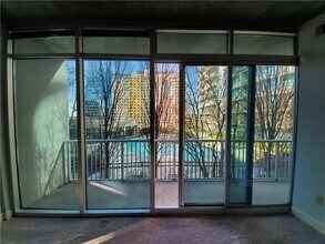 950 W Peachtree St NW in Atlanta, GA - Building Photo - Building Photo