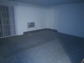 300 Smithfield Rd in North Providence, RI - Building Photo - Building Photo