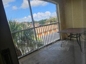 6360 Aragon Way, Unit #306 in Ft. Myers, FL - Building Photo - Building Photo