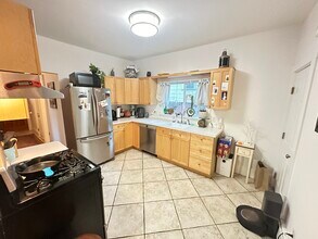 188 Lowell St in Somerville, MA - Foto de edificio - Building Photo