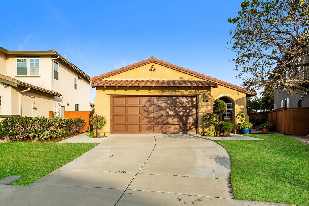 771 Dry Creek Dr in Chula Vista, CA - Building Photo