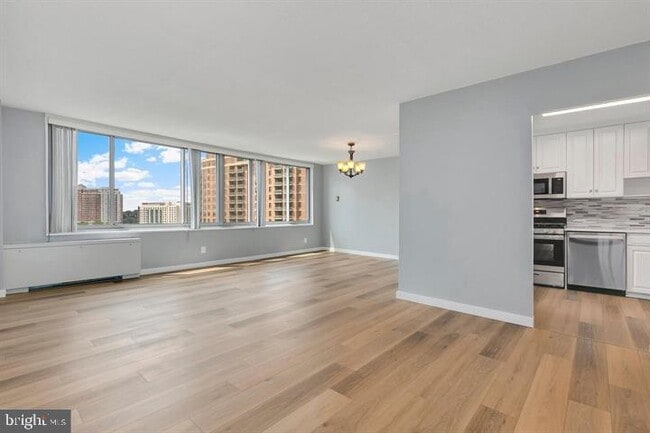 11801 Rockville Pike in North Bethesda, MD - Building Photo - Building Photo