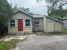 3610 17th Ave S in St. Petersburg, FL - Building Photo