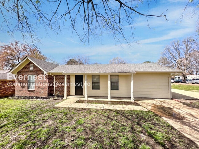 property at 6175 Forestgate Rd