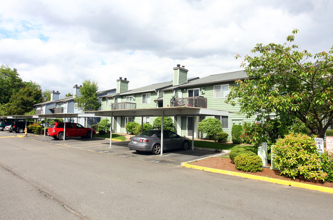 Meadowdale Apartments in Lynnwood, WA - Building Photo - Building Photo