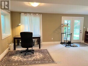 401 Kingbird Ct in London, ON - Building Photo - Building Photo