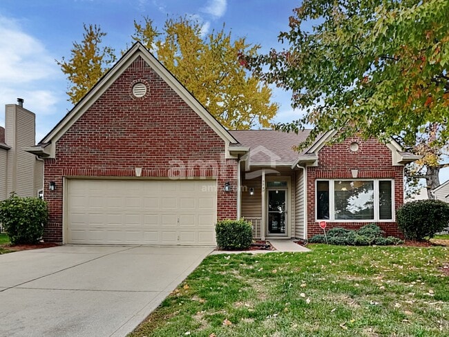 property at 9940 Wellcroft Ln