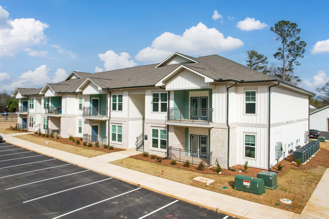 The Austin in Opelika, AL - Building Photo