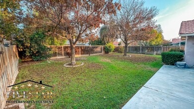 4710 Polo Wood St in Bakersfield, CA - Building Photo - Building Photo