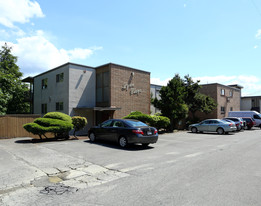 Lynn Plaza Apartments